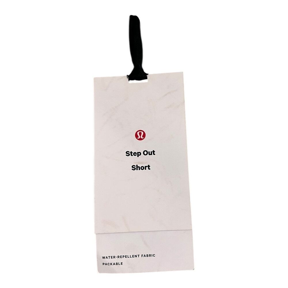 Lululemon Step out Short NWT 3" inseam size 8 Wind Running Athleisure Athletic - Picture 5 of 13
